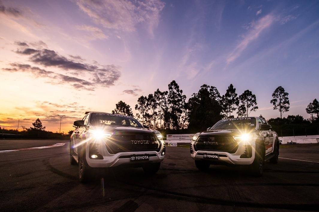 Toyota Hilux GR-Sport é o novo carro de apoio da Stock Car Toyota Hilux GR-Sport é o novo carro de apoio da Stock Car