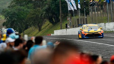 TOYOTA GAZOO Racing vence as duas corridas da Stock Car em  Tarumã com Camilo e Barrichello